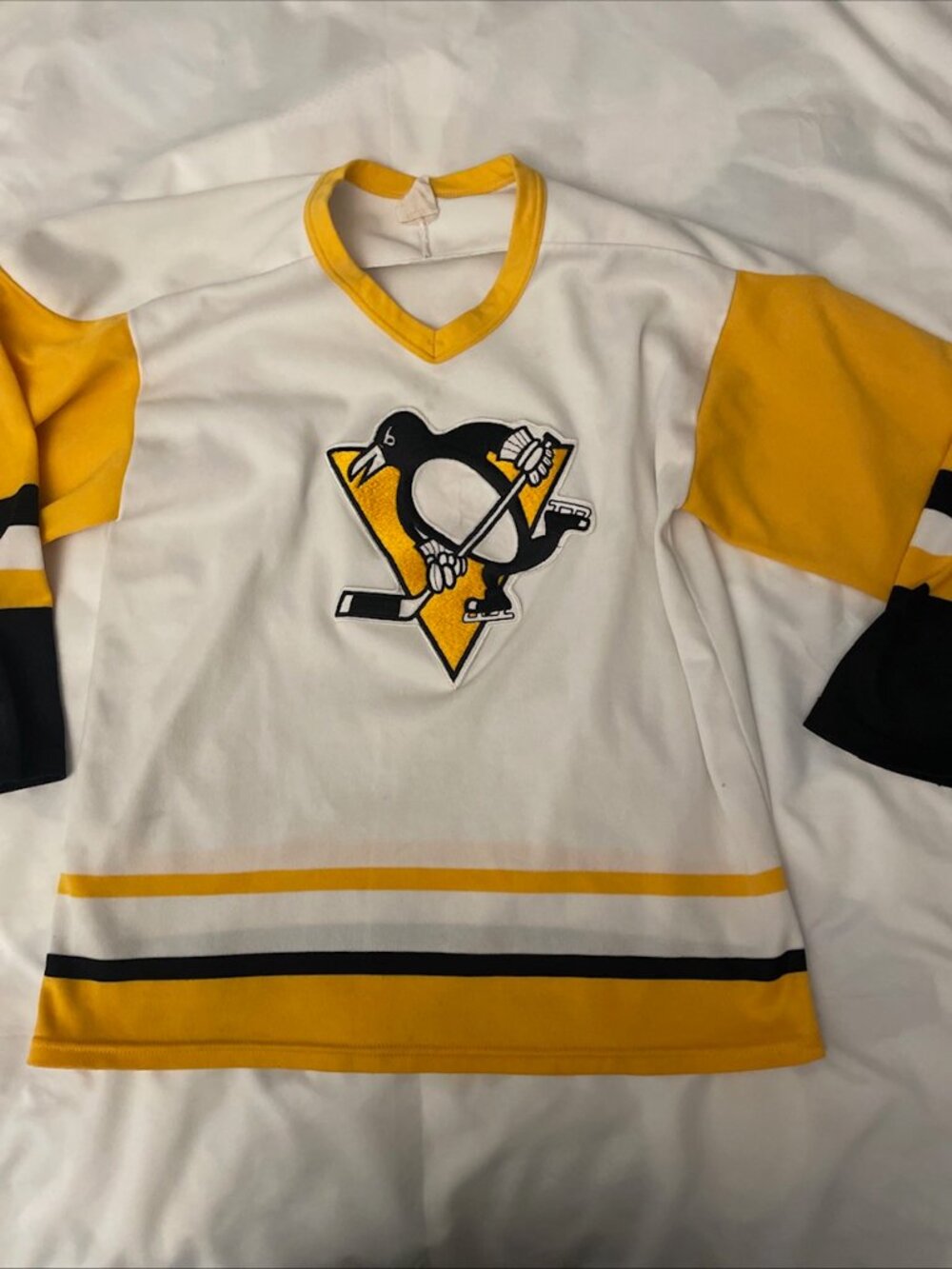 Vintage Pittsburgh Penguins Jersey Men Medium White Gold NHL Hockey CCM 90s